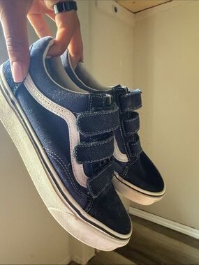 Vans Navy Velcro Skate Sneakers